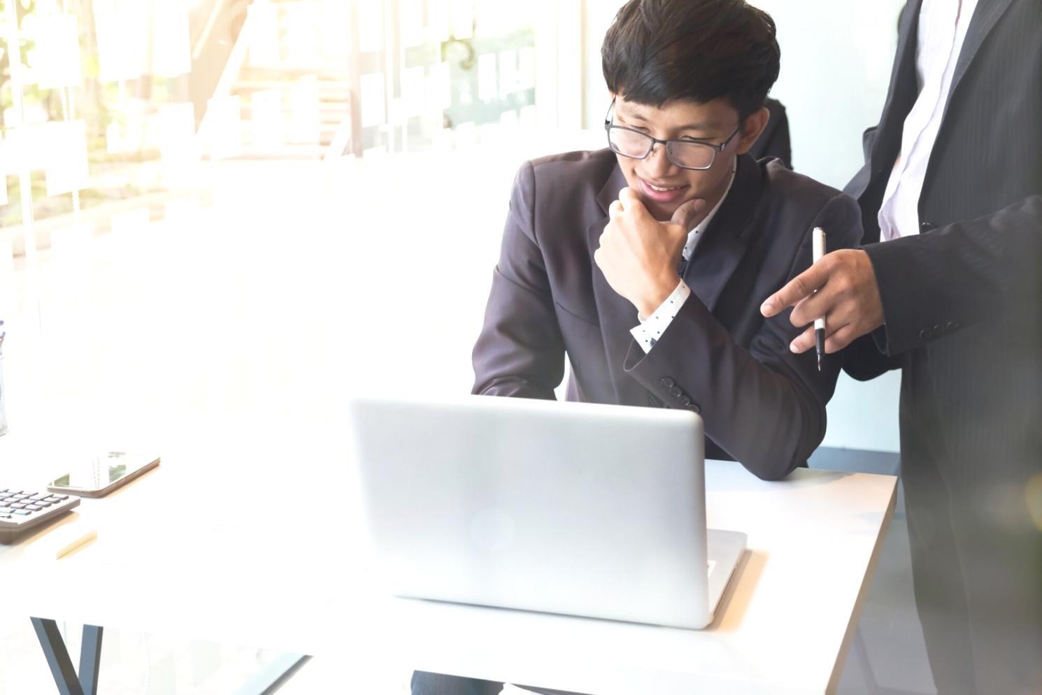 Analiză comparativă bugetară cu date industriale